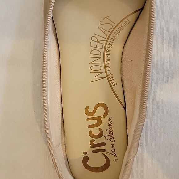 Circus by Sam Edelman flats, cream/nude color size 6 - Picture 3 of 9